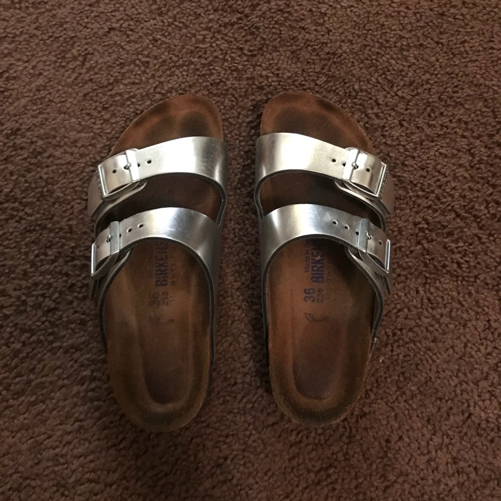 Birkenstock metallic silver size 36